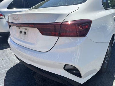2024 Kia Forte LXS IVT