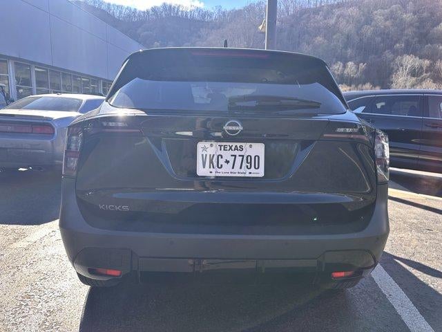 2025 Nissan Kicks SV FWD
