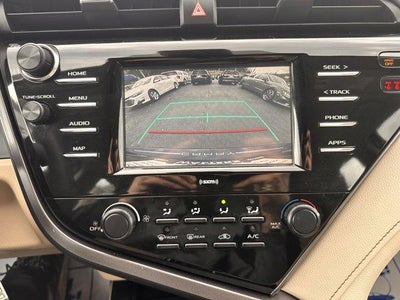 2020 Toyota Camry LE Auto (SE)