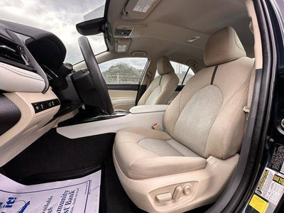 2020 Toyota Camry LE Auto (SE)