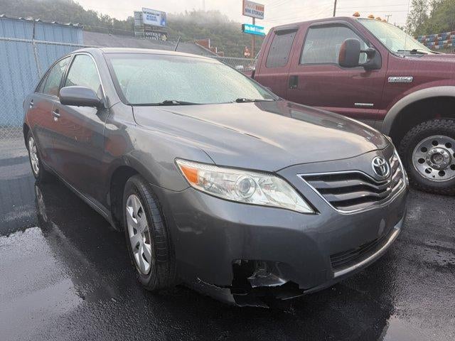 2011 Toyota Camry 4dr Sdn I4 Auto LE (Natl)