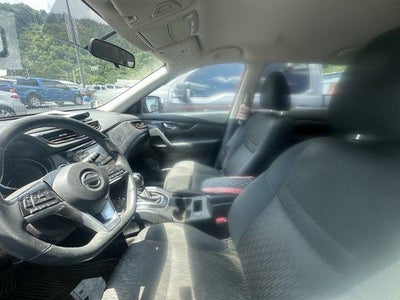 2017 Nissan Rogue AWD SV