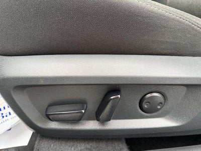 2025 Nissan Rogue AWD SV