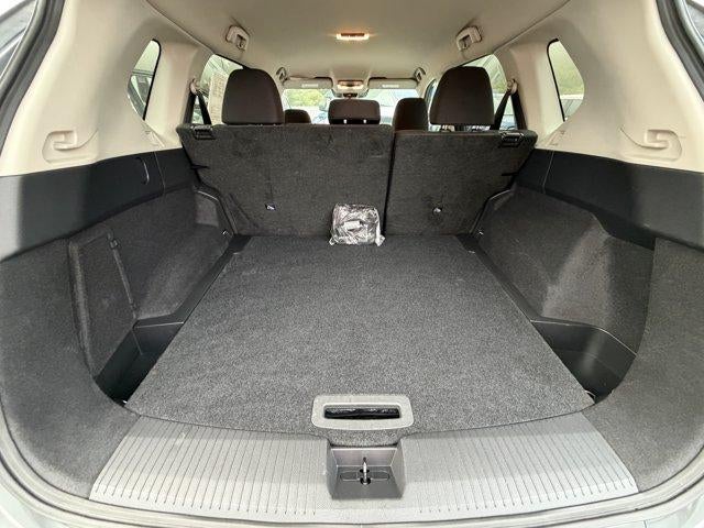 2025 Nissan Rogue AWD SV