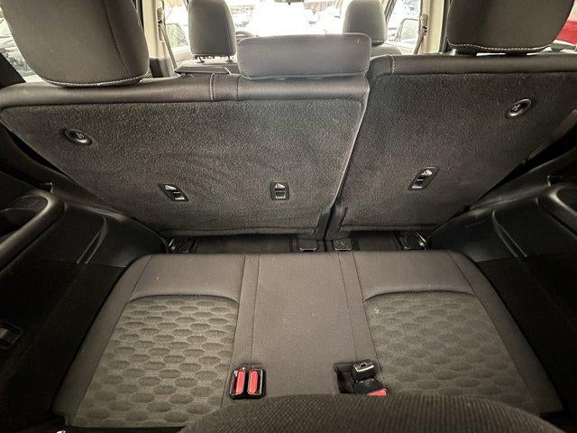 2024 Nissan Pathfinder SV 2WD