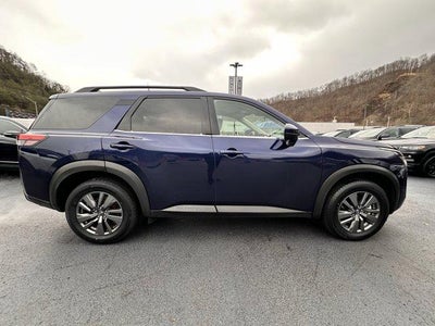 2024 Nissan Pathfinder SV 2WD