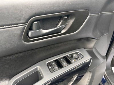 2024 Nissan Pathfinder SV 2WD