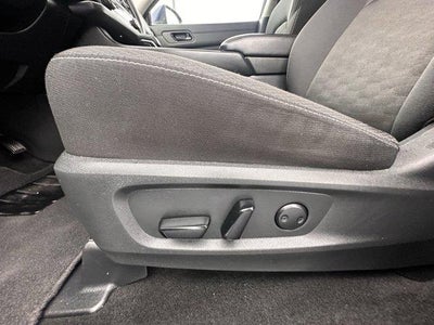 2024 Nissan Pathfinder SV 2WD