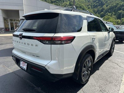2024 Nissan Pathfinder SV 4WD