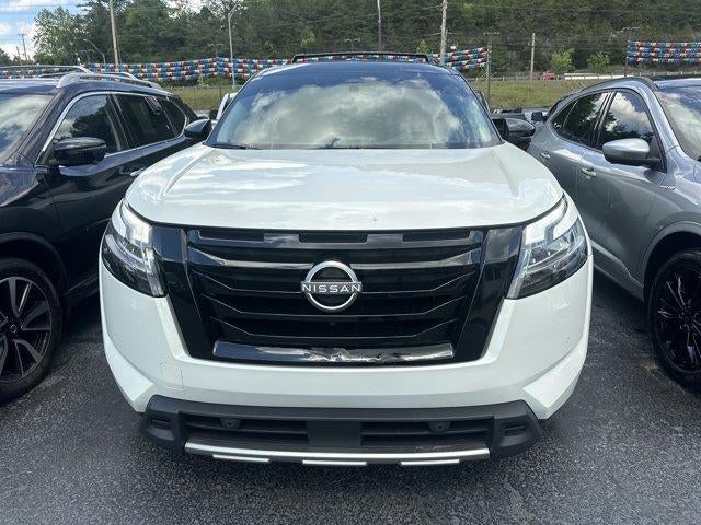 2023 Nissan Pathfinder Platinum 4WD