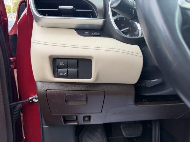 2022 Toyota Highlander XLE AWD (Natl)