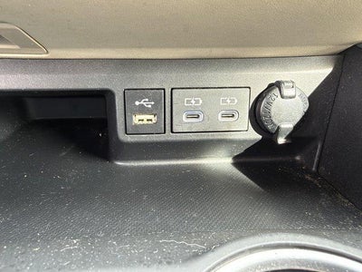 2022 Toyota Highlander XLE AWD (Natl)