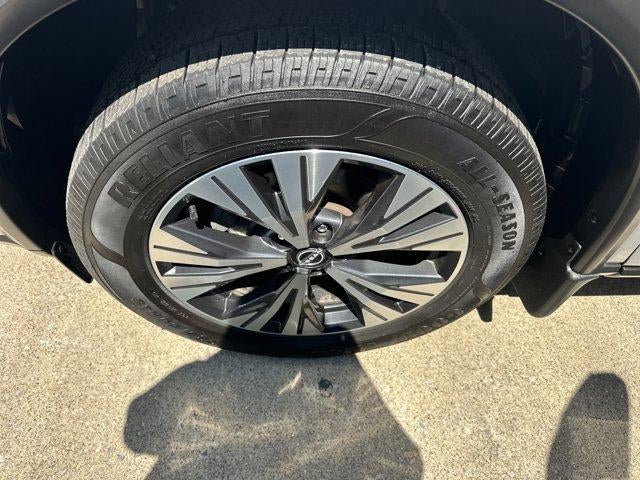 2023 Nissan Rogue AWD SV *Ltd Avail*