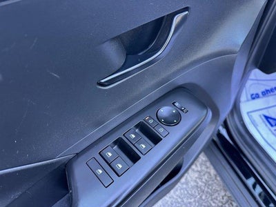 2024 Hyundai KONA SE FWD