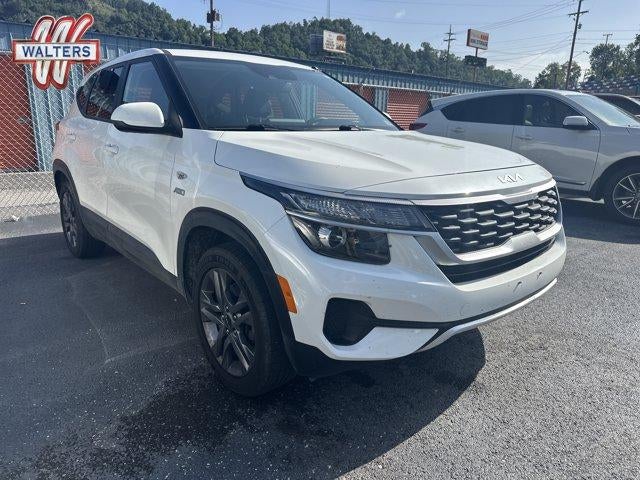 2023 Kia Seltos LX IVT AWD