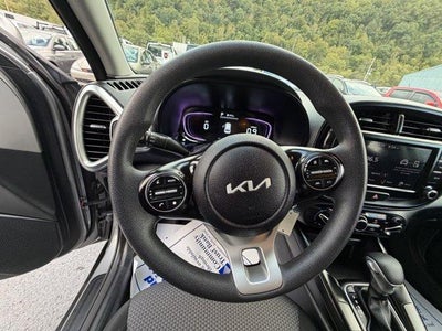 2025 Kia Soul LX FWD