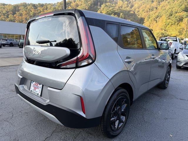 2025 Kia Soul LX FWD