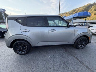 2025 Kia Soul LX FWD