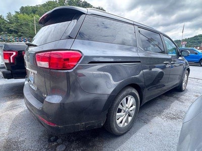 2017 Kia Sedona LX FWD