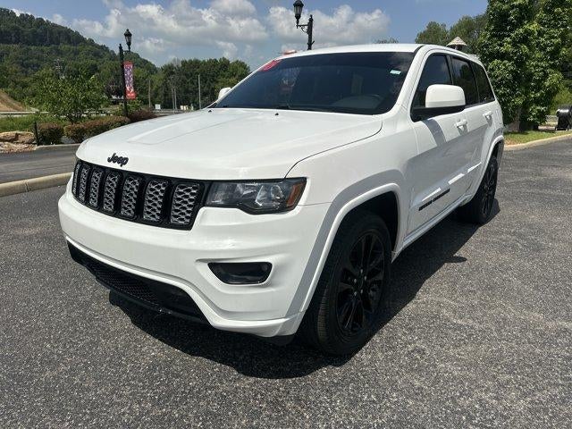 2018 Jeep Grand Cherokee Altitude 4x4 *Ltd Avail*