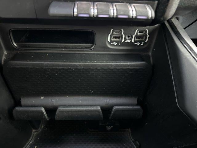 2020 RAM 1500 Big Horn 4x4 Crew Cab 5'7" Box