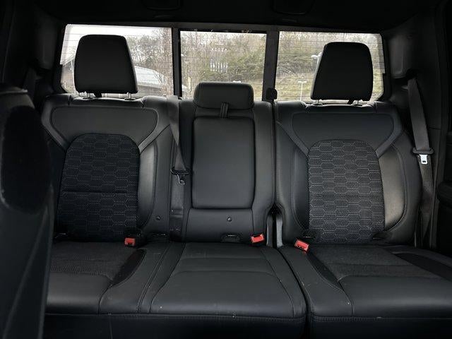 2020 RAM 1500 Big Horn 4x4 Crew Cab 5'7" Box