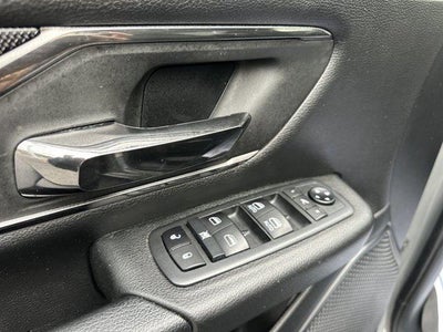 2020 RAM 1500 Big Horn 4x4 Crew Cab 5'7" Box