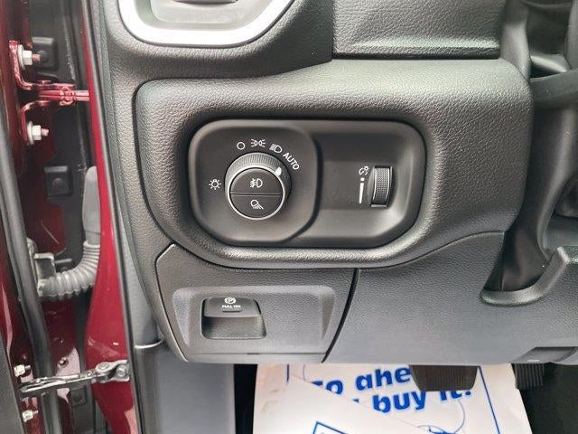 2023 RAM 1500 Big Horn 4x4 Crew Cab 5'7" Box