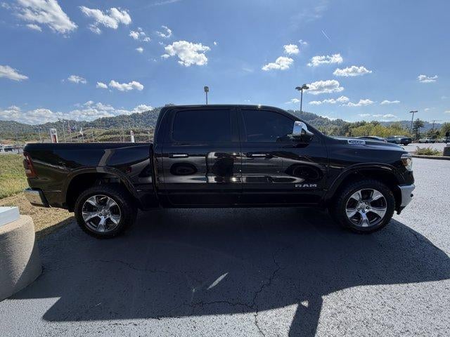 2019 RAM 1500 Laramie 4x4 Crew Cab 5'7" Box