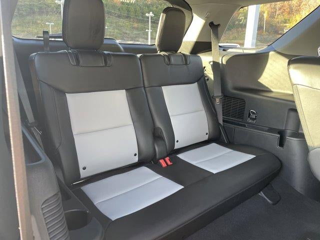 2023 Ford Explorer XLT 4WD