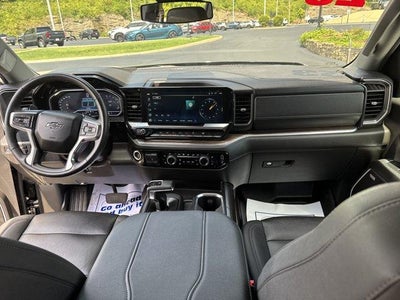 2023 Chevrolet Silverado 1500 Crew Cab Short Box 4-Wheel Drive RST