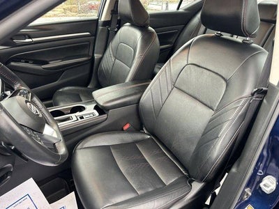 2024 Nissan Altima 2.0 SR Sedan