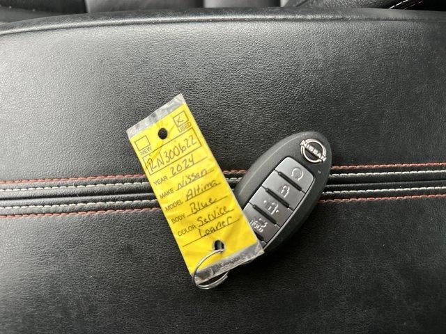 2024 Nissan Altima 2.0 SR Sedan