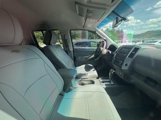 2011 Nissan Frontier 4WD Crew Cab SWB Auto SV