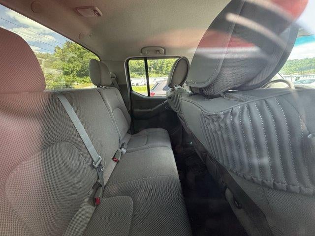 2011 Nissan Frontier 4WD Crew Cab SWB Auto SV