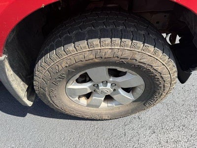 2011 Nissan Frontier 4WD Crew Cab SWB Auto SV