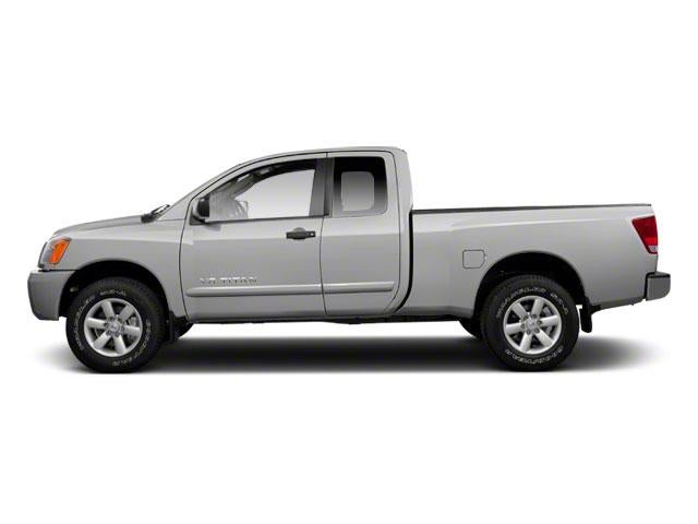 2010 Nissan Titan 4WD King Cab Short Bed SE