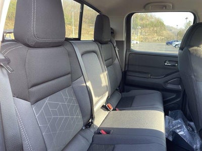 2026 Nissan Frontier Crew Cab 4x4 SV