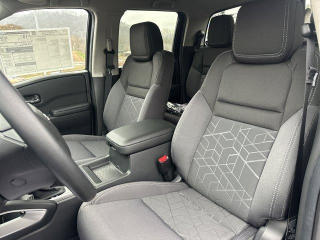 2026 Nissan Frontier Crew Cab 4x4 SV