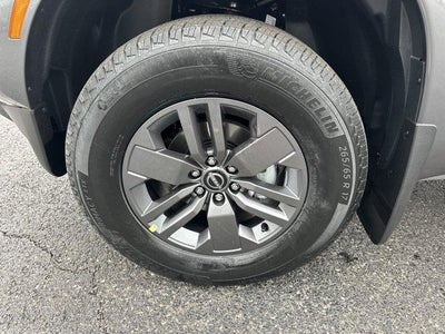 2026 Nissan Frontier Crew Cab 4x4 SV