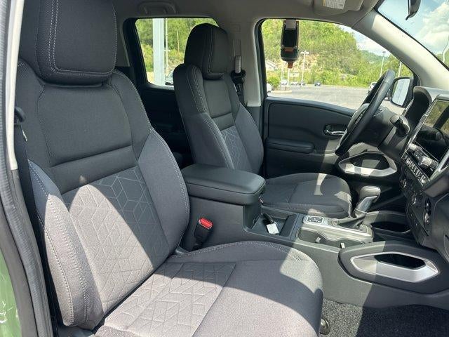 2026 Nissan Frontier Crew Cab 4x4 SV