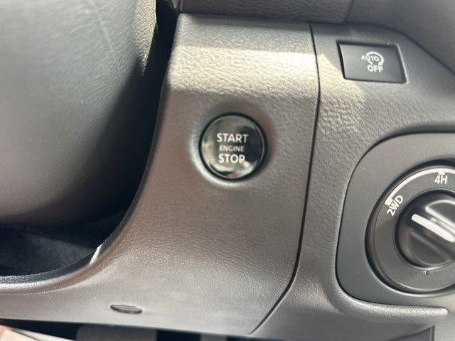 2026 Nissan Frontier Crew Cab 4x4 SV