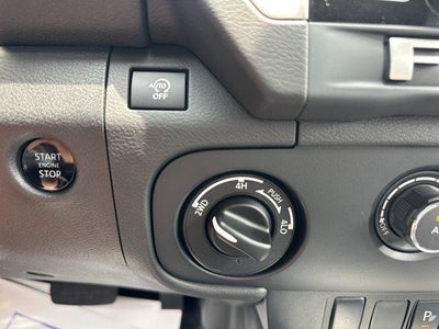 2026 Nissan Frontier Crew Cab 4x4 SV