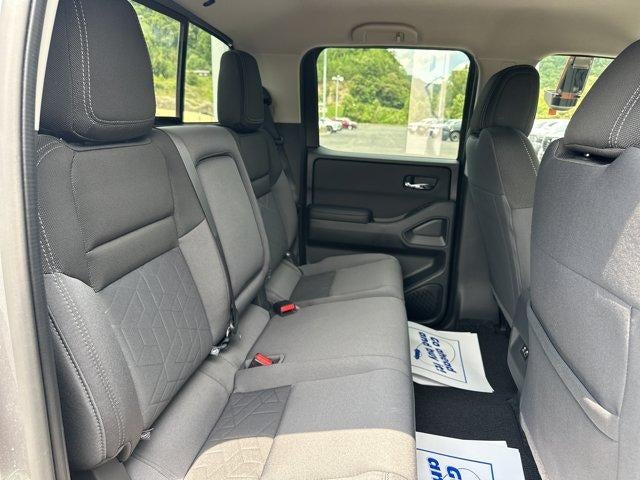 2026 Nissan Frontier Crew Cab 4x4 SV