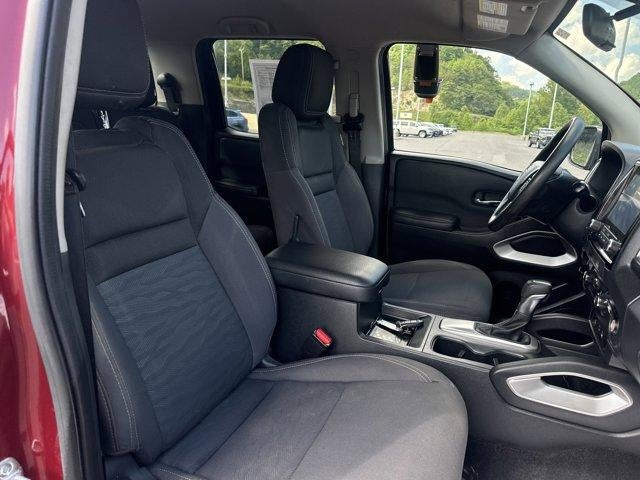2023 Nissan Frontier Crew Cab 4x4 SV Auto