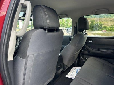 2023 Nissan Frontier Crew Cab 4x4 SV Auto