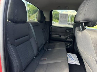 2023 Nissan Frontier Crew Cab 4x4 SV Auto