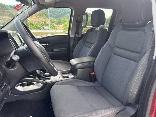 2023 Nissan Frontier Crew Cab 4x4 SV Auto
