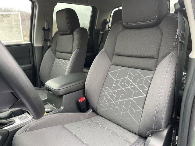 2026 Nissan Frontier Crew Cab 4x4 SV