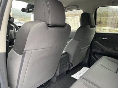 2026 Nissan Frontier Crew Cab 4x4 SV